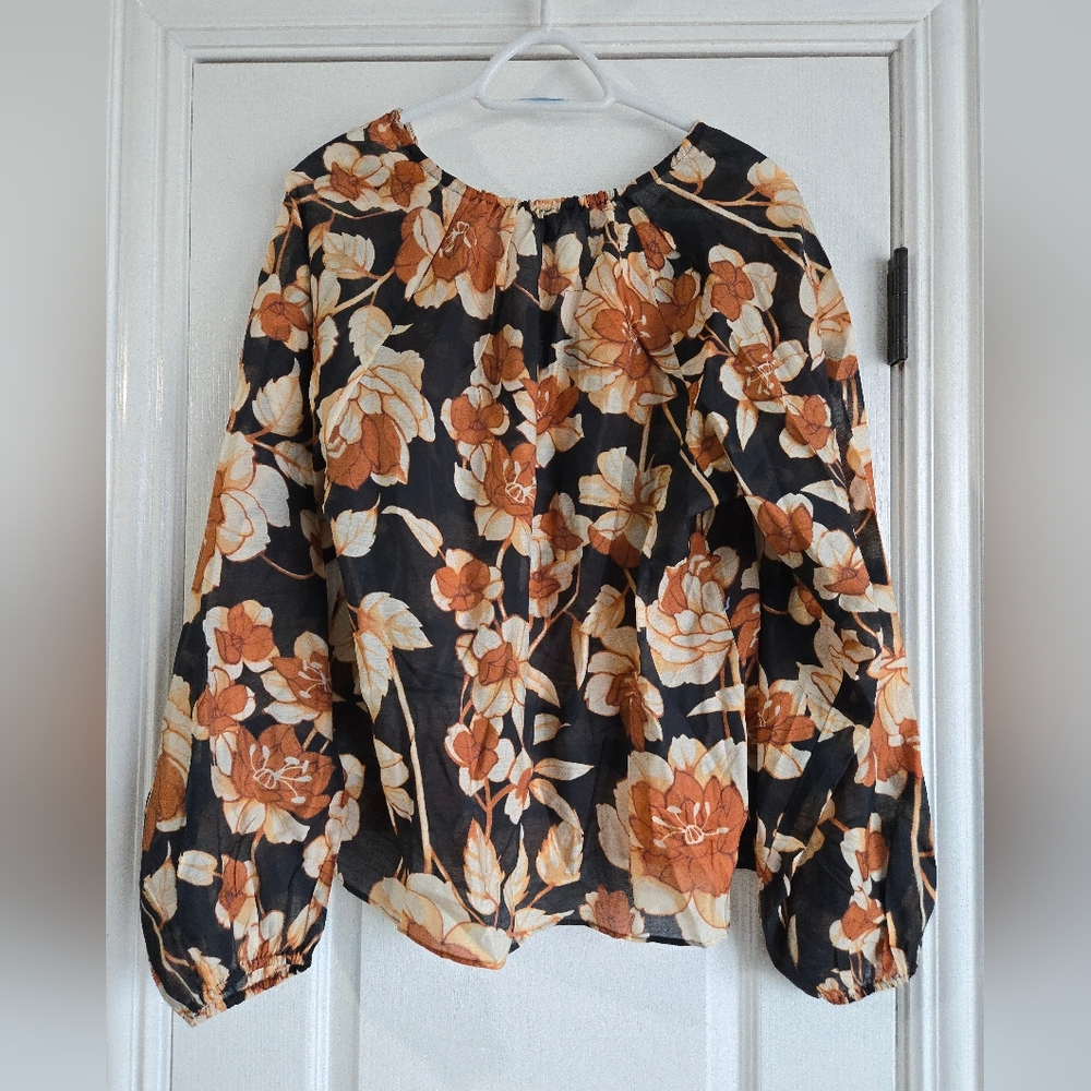 NWT Express Floral Peasant Blouse in Black and Cream and Burnt Orange Size L - Picture 2 of 7